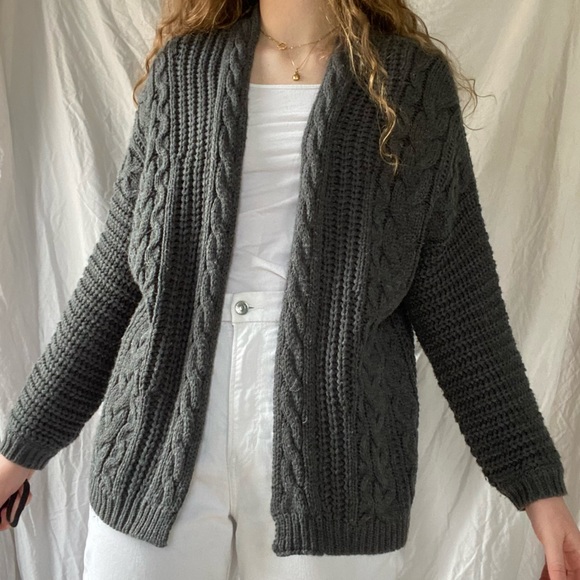 The Fashion District Sweaters - The Fashion District Knit Chunky Cozy Cute Cardigan Sweater Top Grey Size Medium